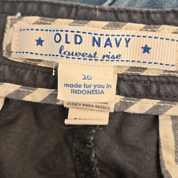 Old Navy Gray Linen Blend Vintage Lowest Rise Cuffed Shorts - Picture 3 of 4